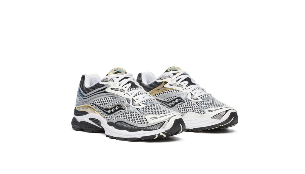 SAUCONY PROGRID OMNI 9 SILVER & GOLD